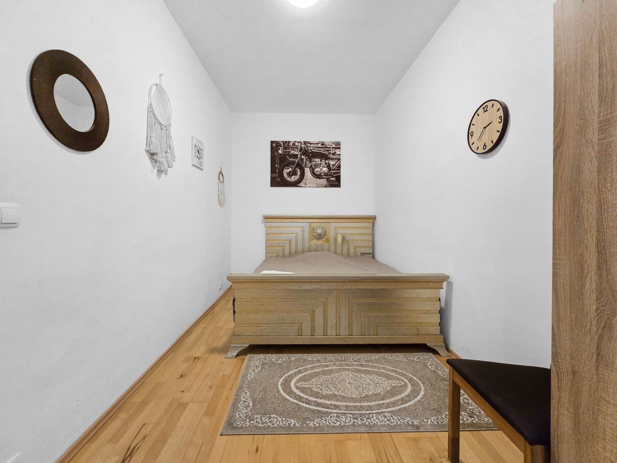 Three King-Size Beds, Three Bedrooms Відень Екстер'єр фото